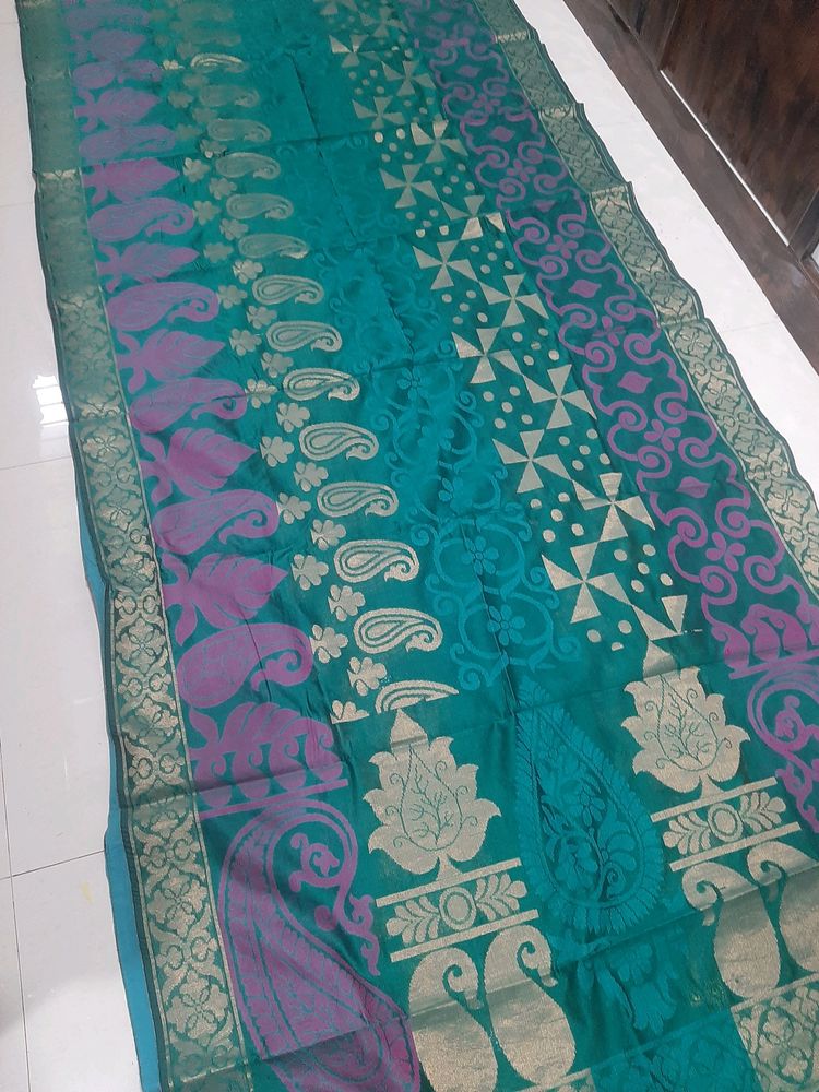 New Beautiful Saree With FullyStitched Blouse