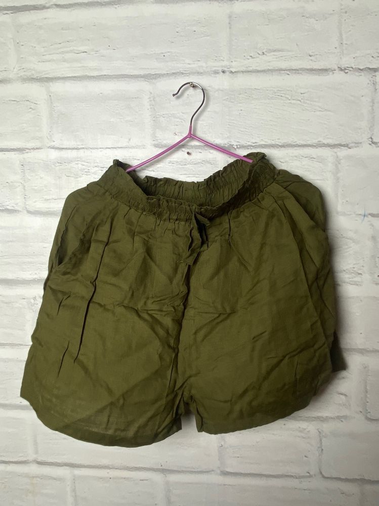 Olive Green Shorts💚