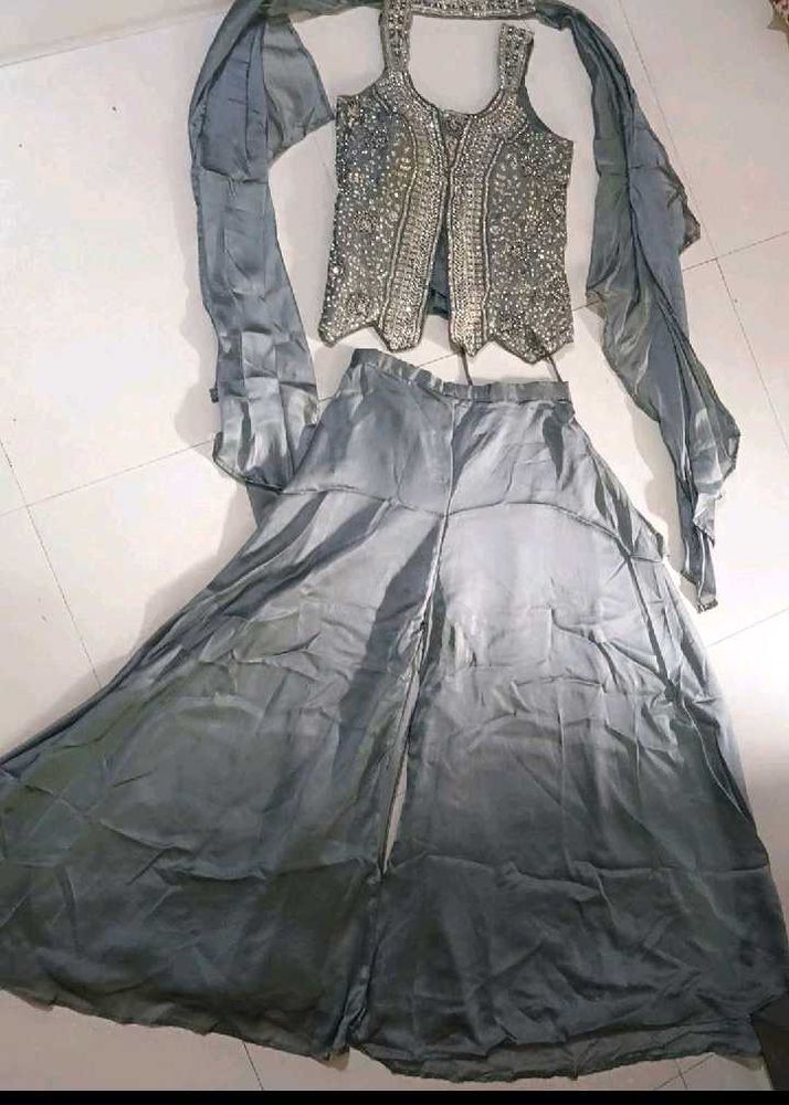 Designer hand work plazzo set fix price