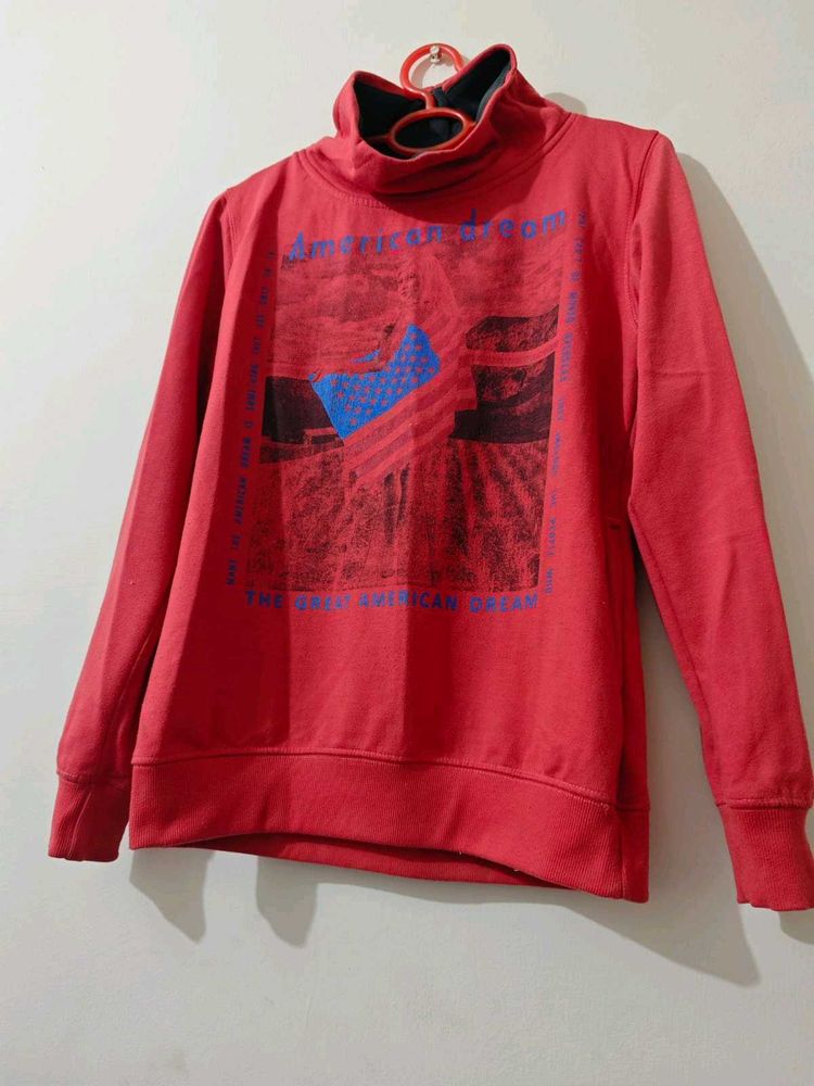 Red Graphic Print Sweatshirt for winters