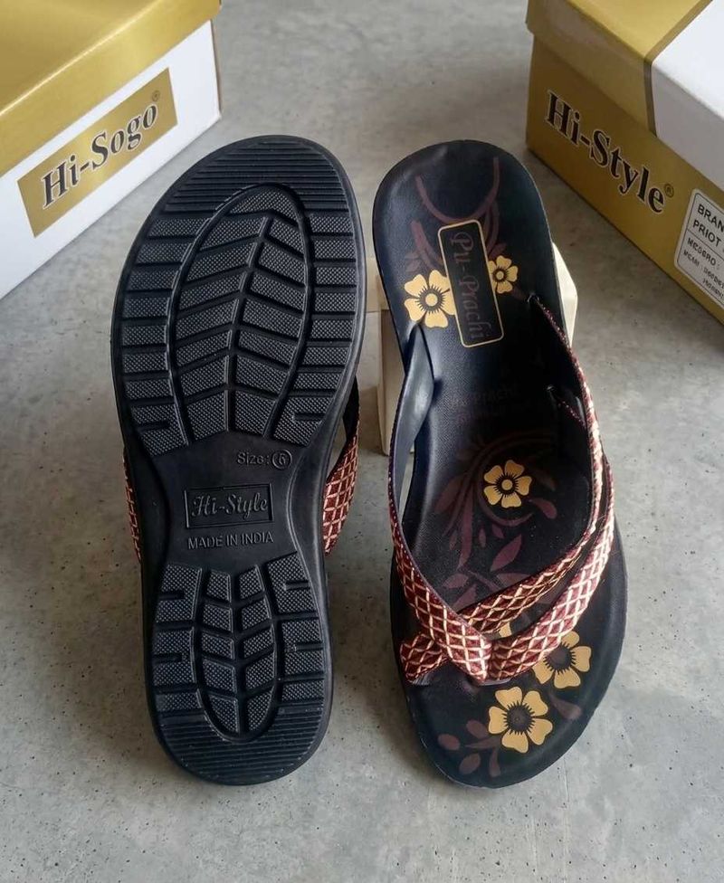 Hi-Style Flip-Flop Sandals