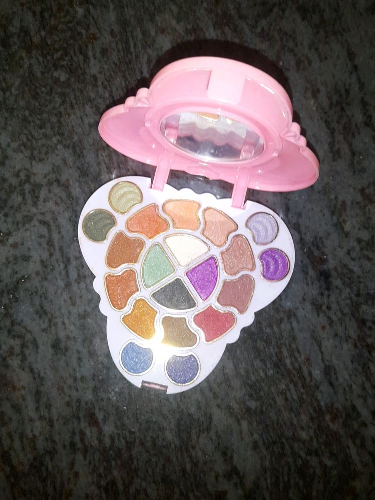 Make Up Kit
