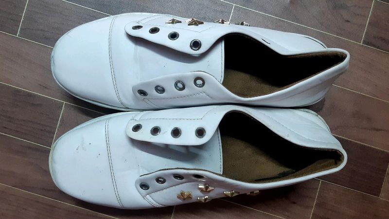 Casual Shoes