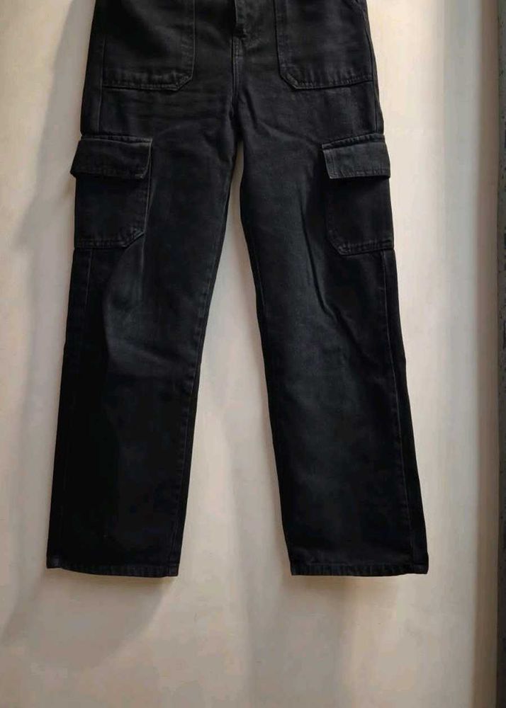 Black Cargo Jeans