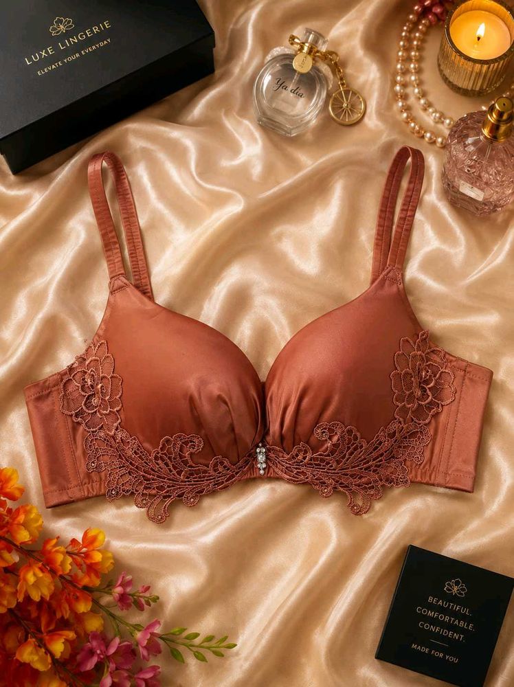 🇳🇿💫🎀 Luxurious imported shiney Bra