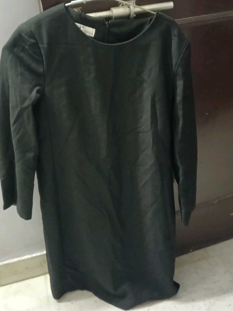 Chic Black Long Sleeve Dress