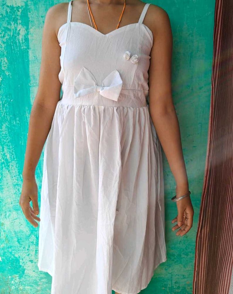 Cute White Bow Detail Dress