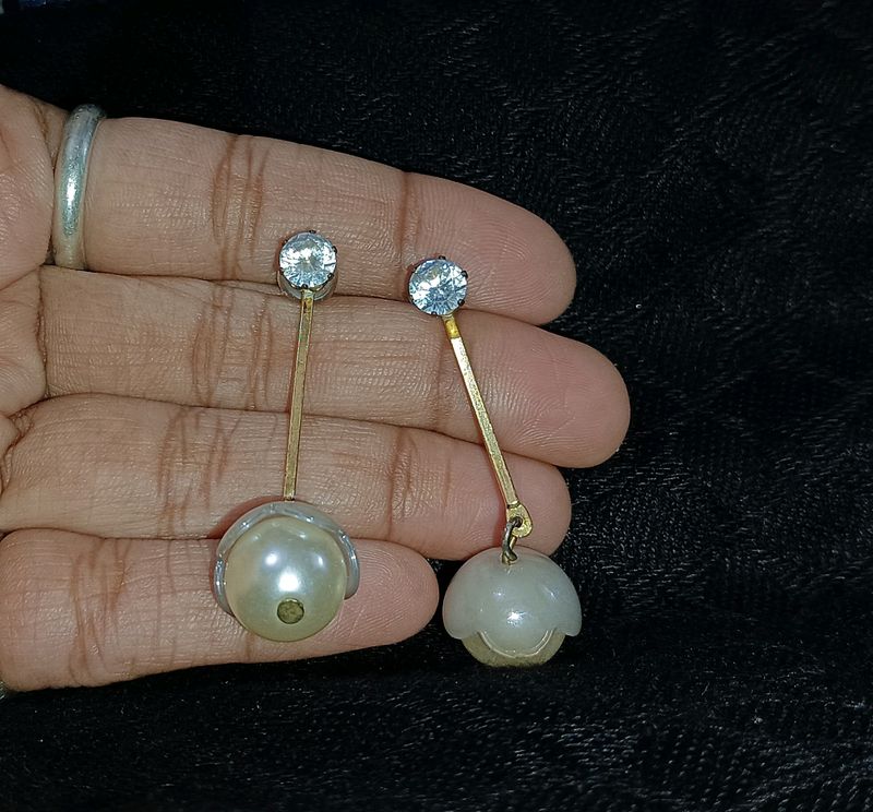 Pearl &amp; Stone Earring