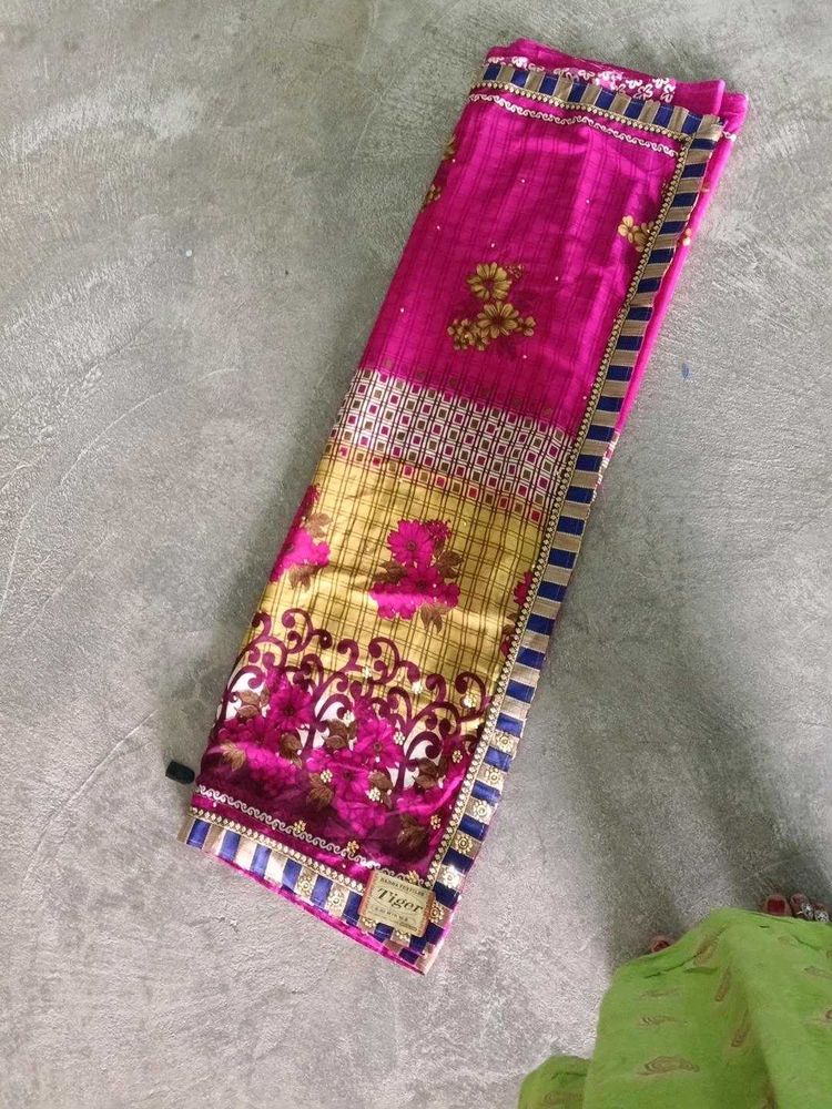 Premium Pink &amp; Yellow Floral Saree
