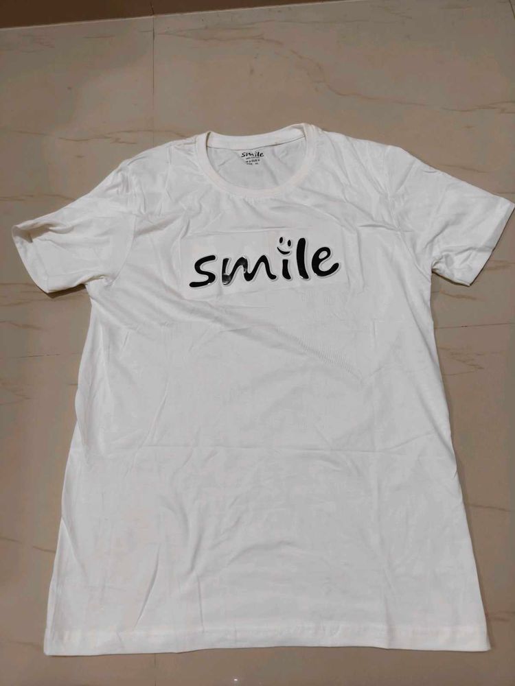 White "Smile" Graphic T-Shirt
