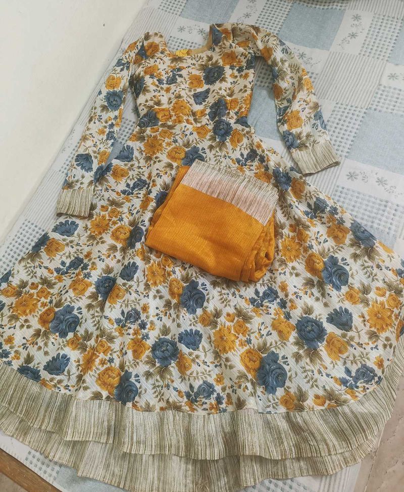 Floral Anarkali Kurta with Pant