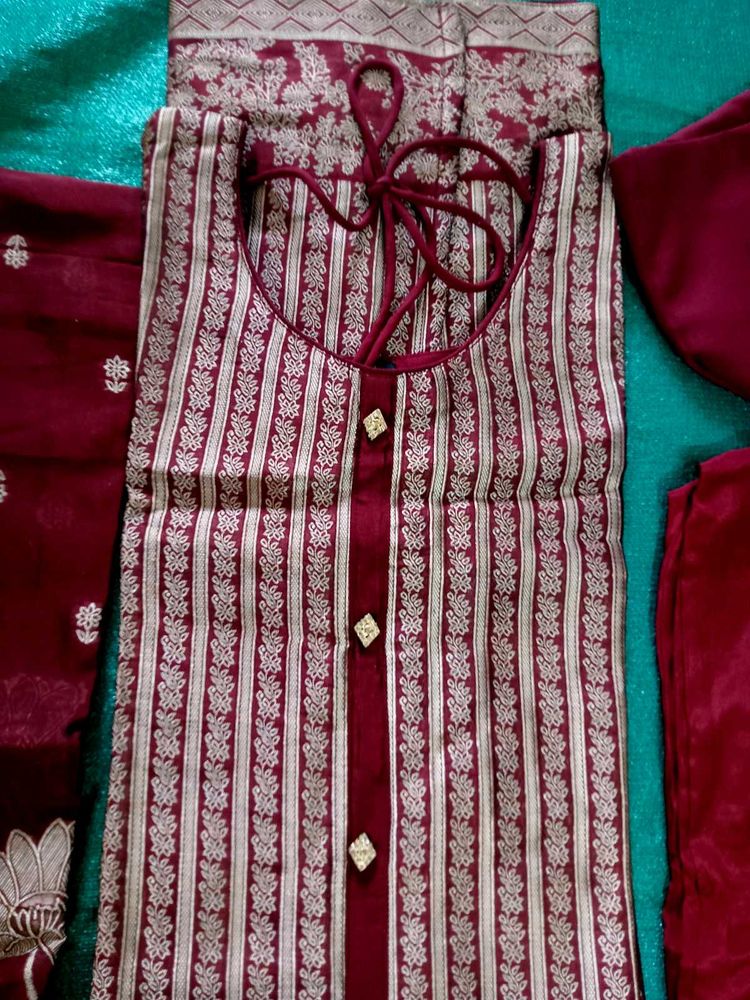 brand new fresh 😻 deal Salwar Kameez Set