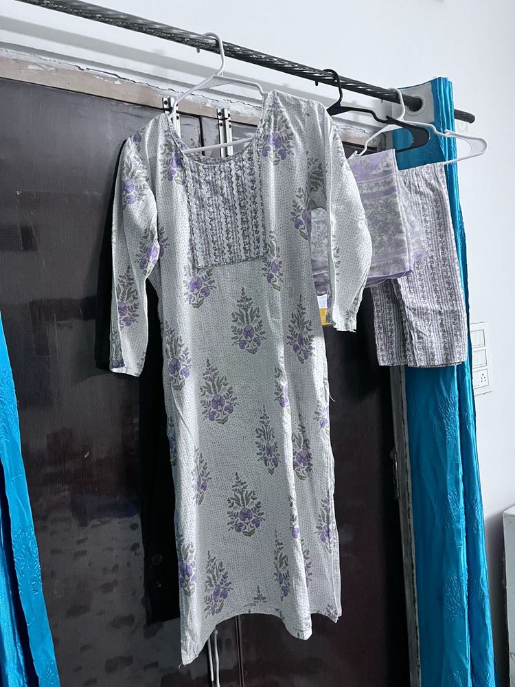 Elegant Floral Print Kurta Set