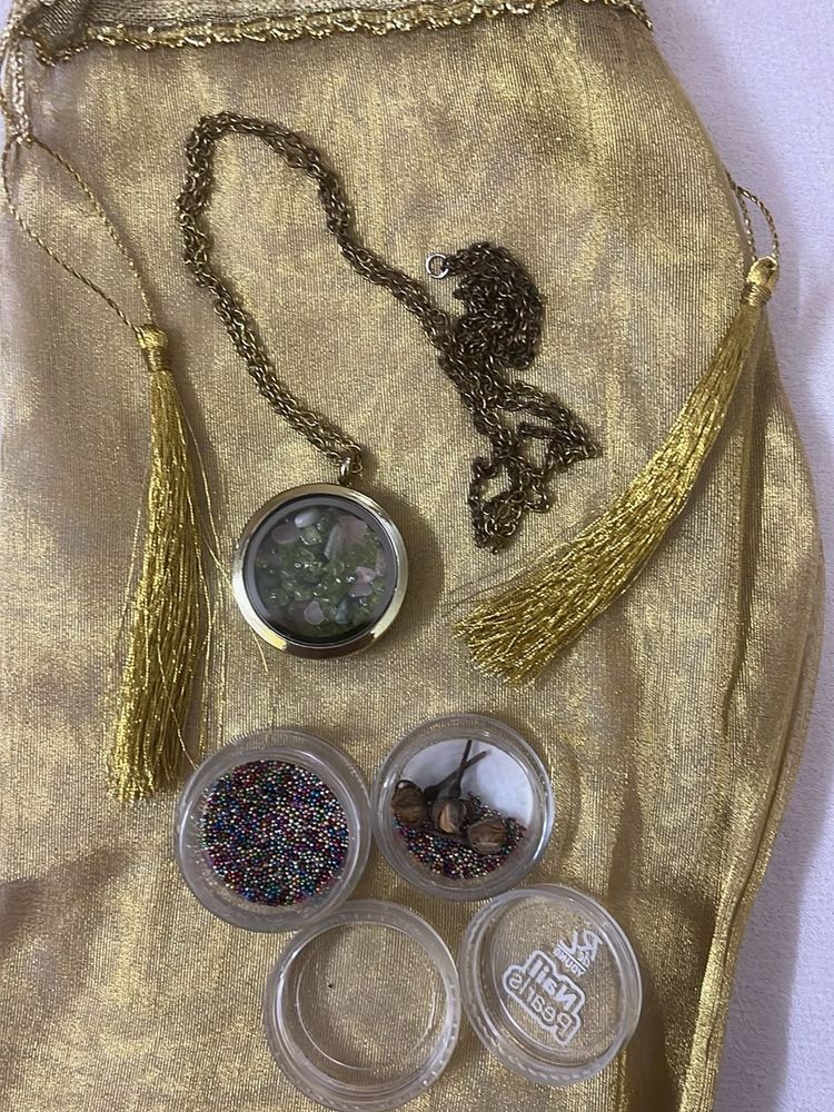 Box Pendant Necklace