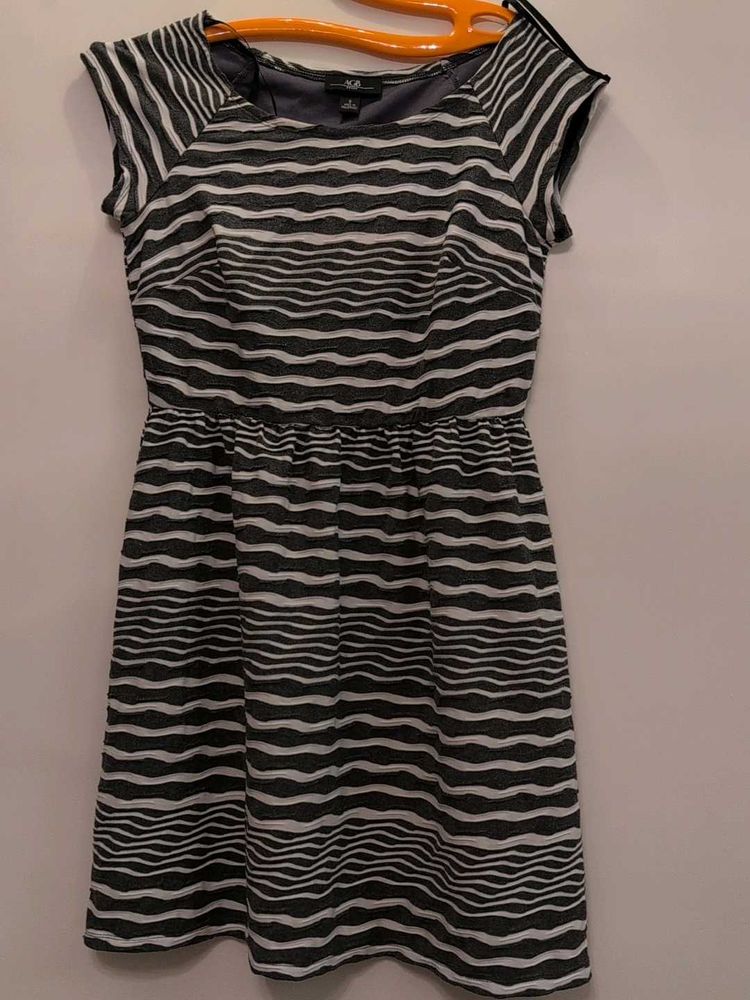 Striped grey and white sunshine Dress
