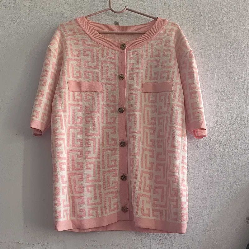 Chic Pink &amp; White Patterned top