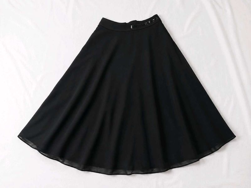 Elegant Black Midi Skirt