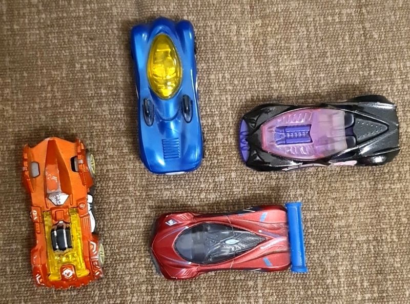Combo Of 4 Original Hotwheels Car