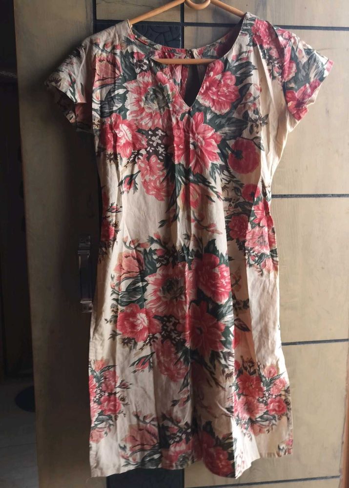 Beautiful Floral Print Kurta