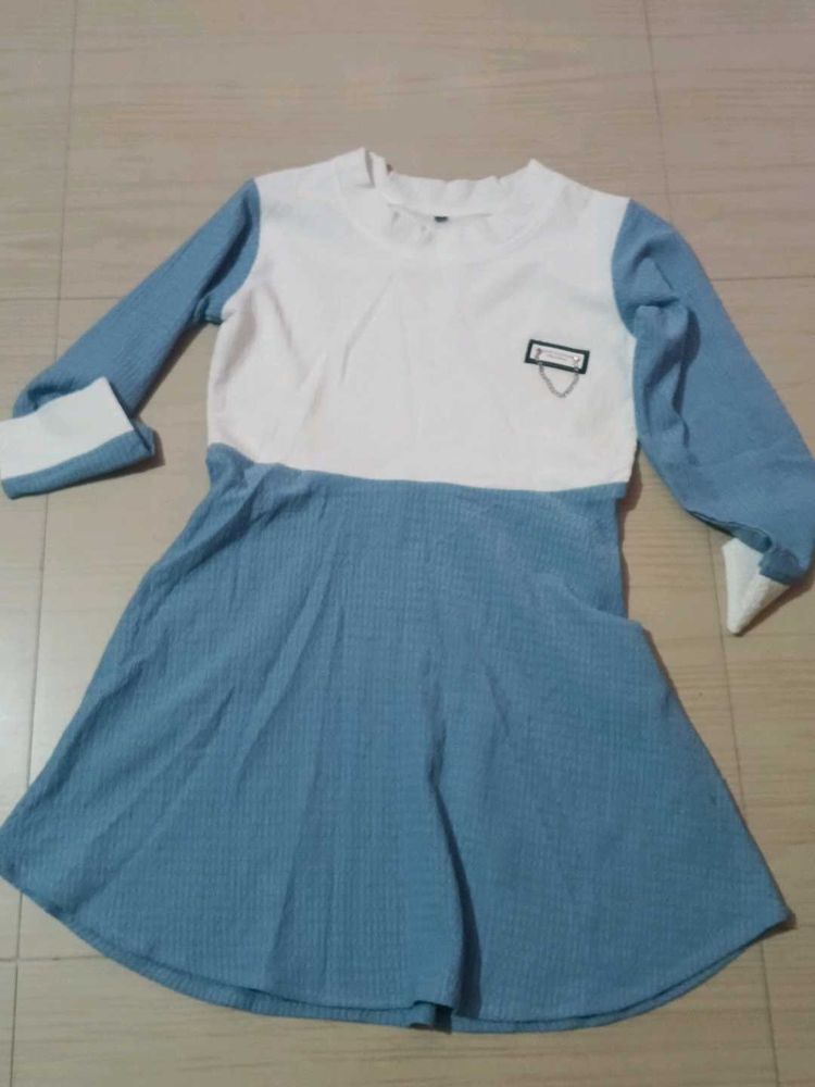 Blue &amp; White Long Sleeve Dress
