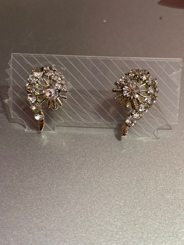 SET OF 5 STONE EARRING STUD