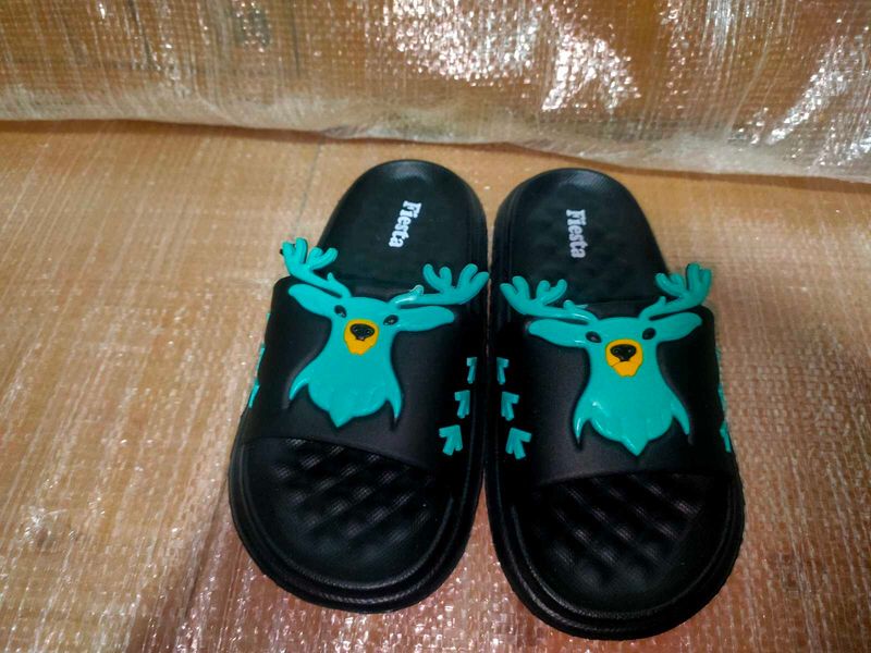 Kid's SIMBA sliders size-(5*10)