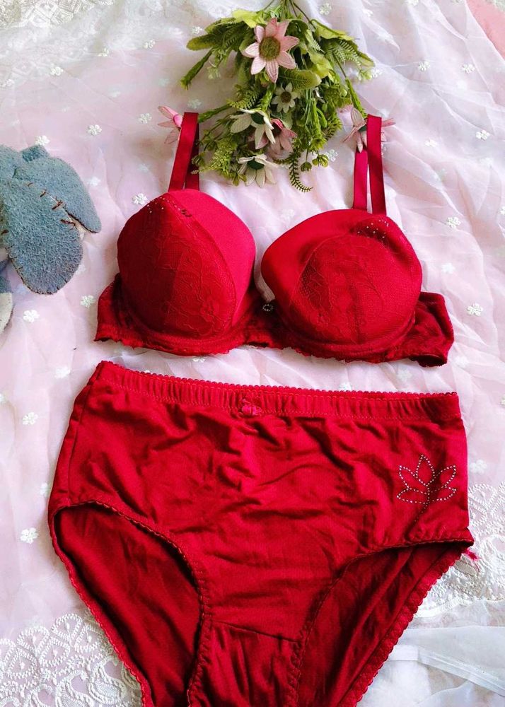 very sexy Red Bra and Panty Set