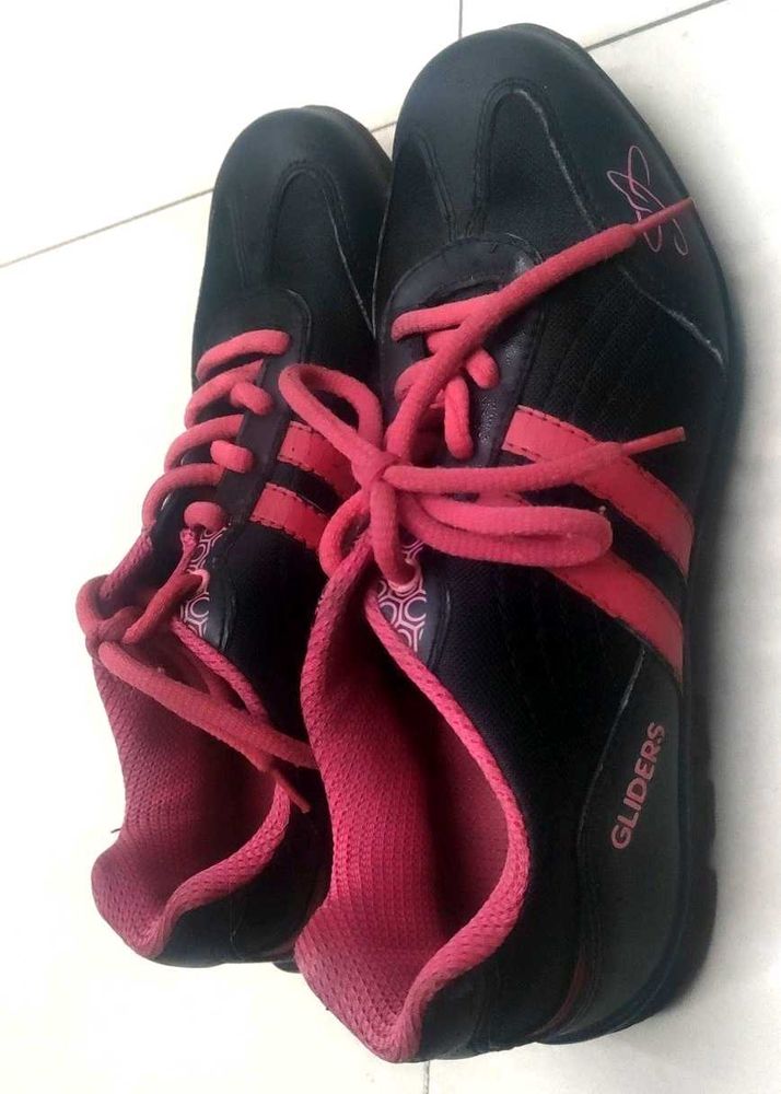 Gliders Casual Shoes