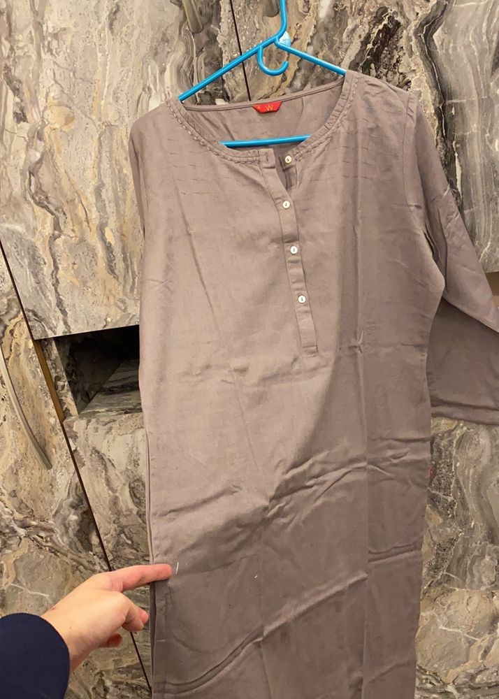 straight-cut kurti