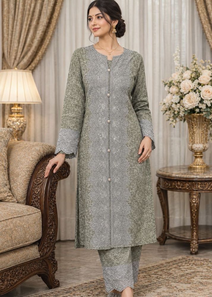 Woollen Green Suit With Shawl
