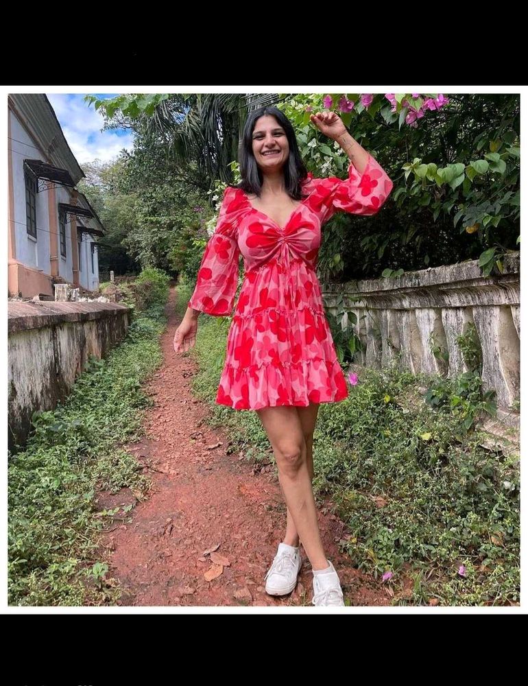 Chic Pink Floral Print Mini Dress
