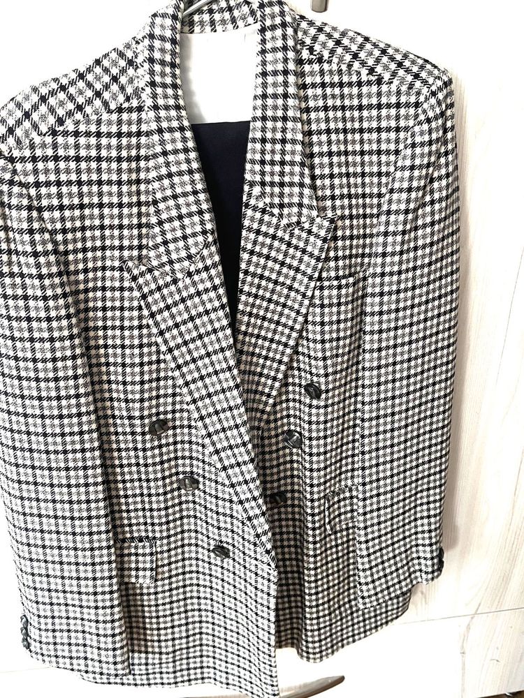 Men's Double-Breasted Blazer