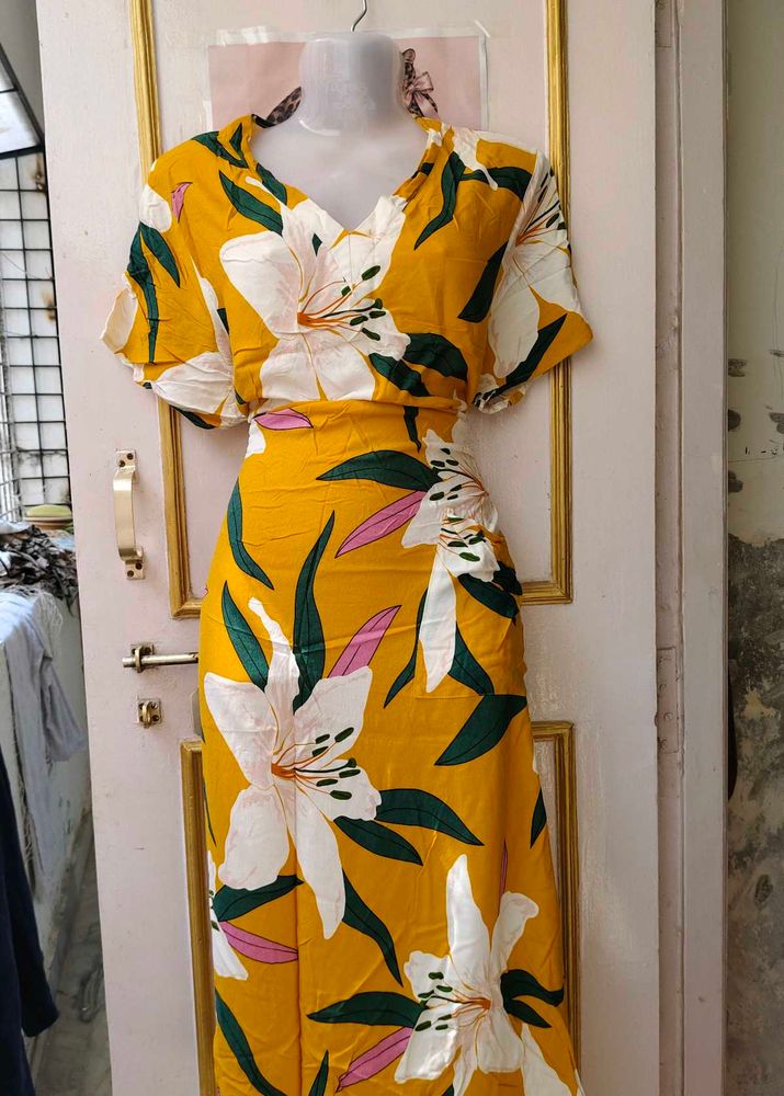 Vibrant Floral Print Midi Dress