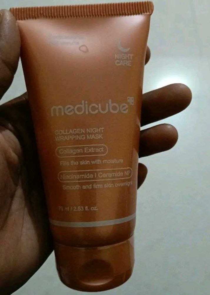 Medicube Collagen Night Wrapping Mask with free ap
