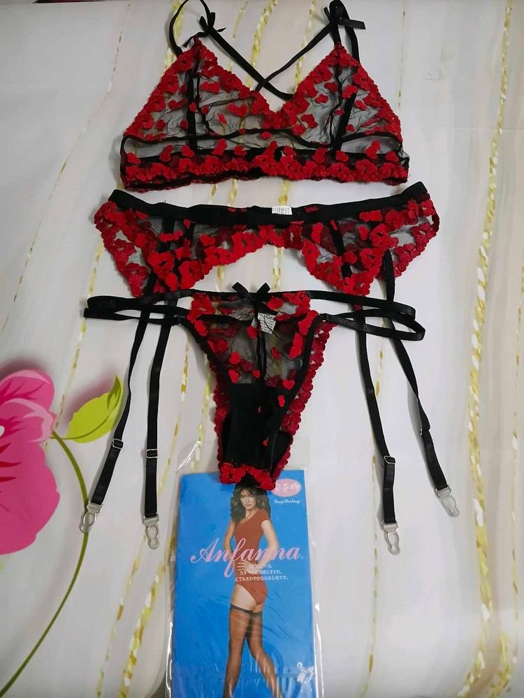 (834)Floral Lace Lingerie Set Xl