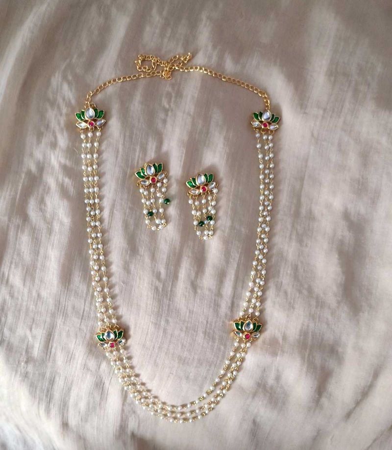 Elegant Pearl &amp; Lotus Necklace Set