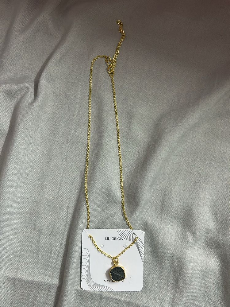 Lili Origin Gold Chain Necklace