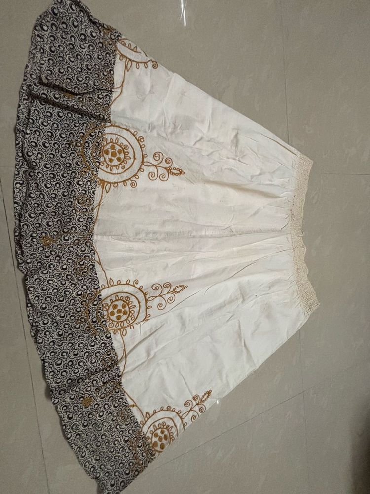 Cream Skirt | Embroidered Border