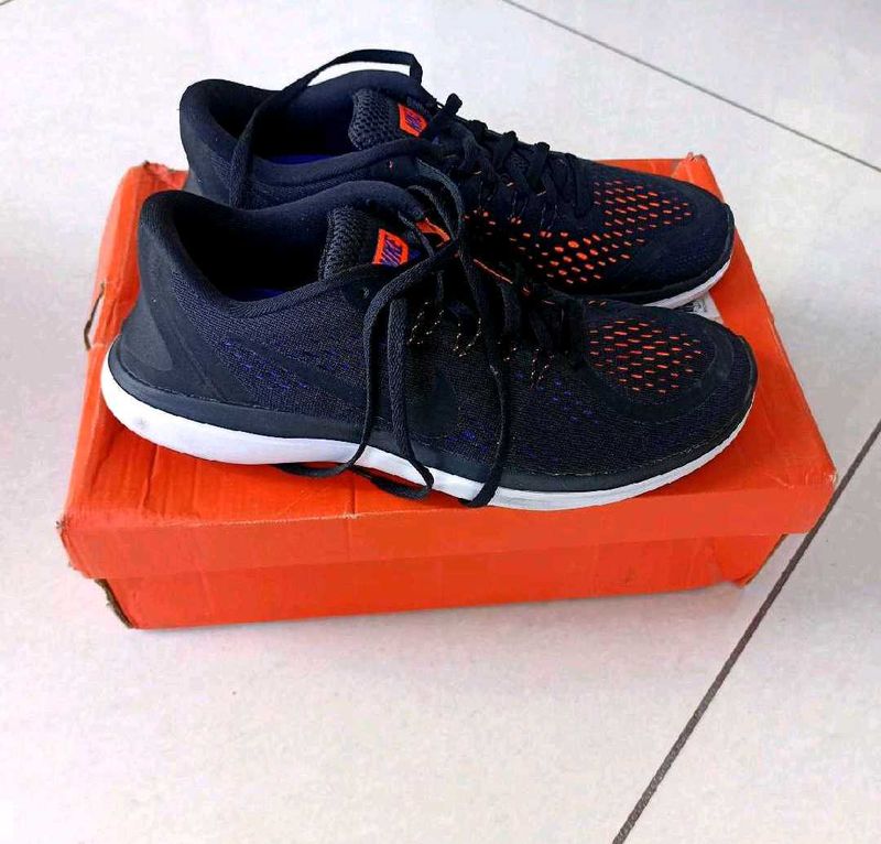 Nike Running Shoes - Black/Orange