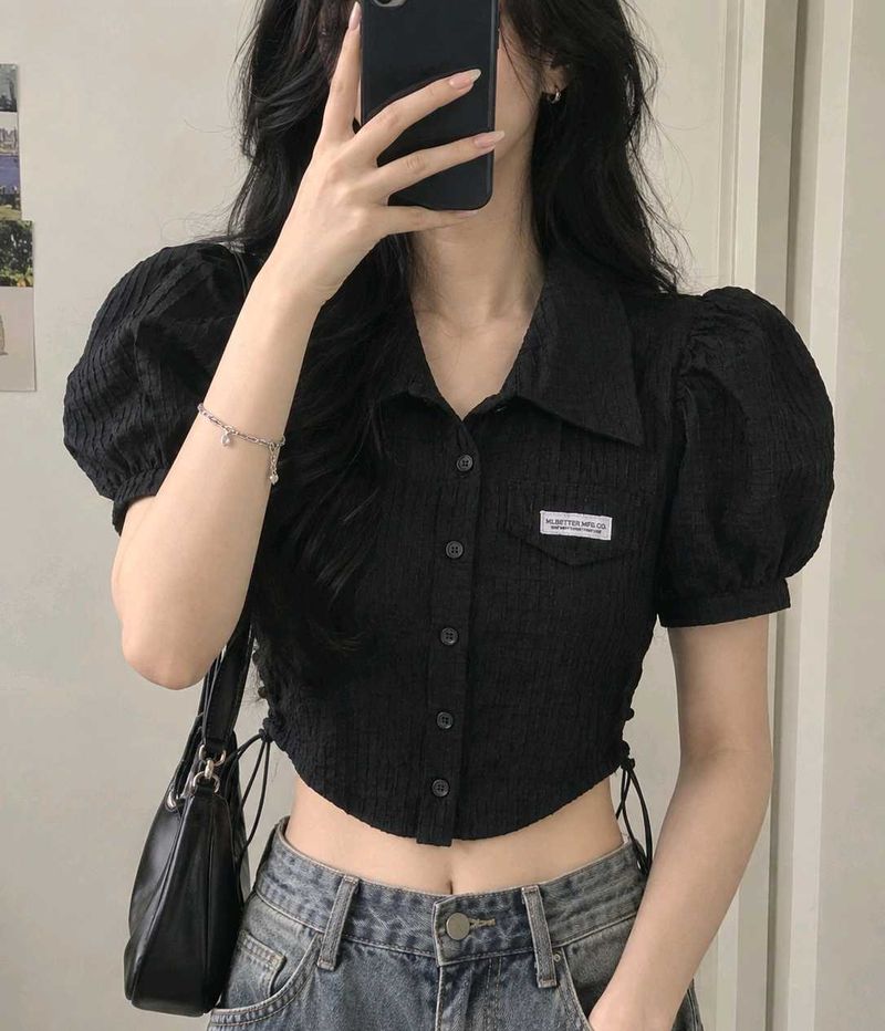Chic Black Puff Sleeve Cropped Shirt