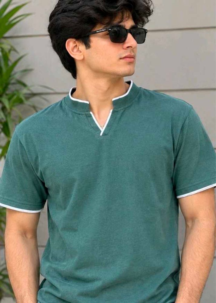 Men's Green Casual V-Neck T-Shirt