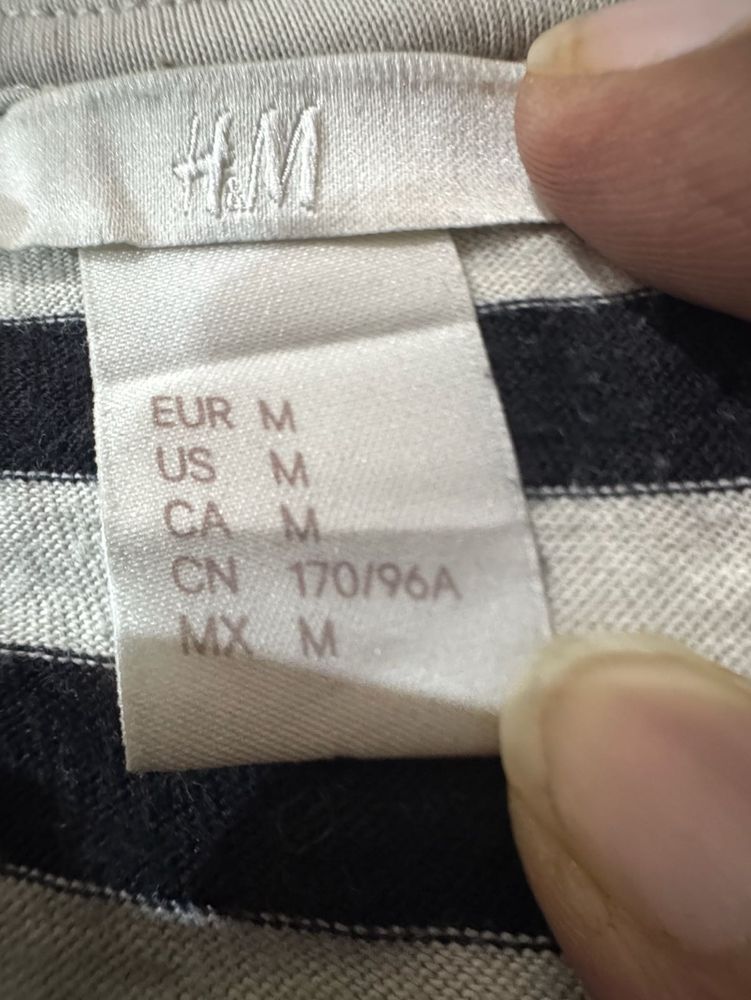 H&amp;M Striped T-Shirt