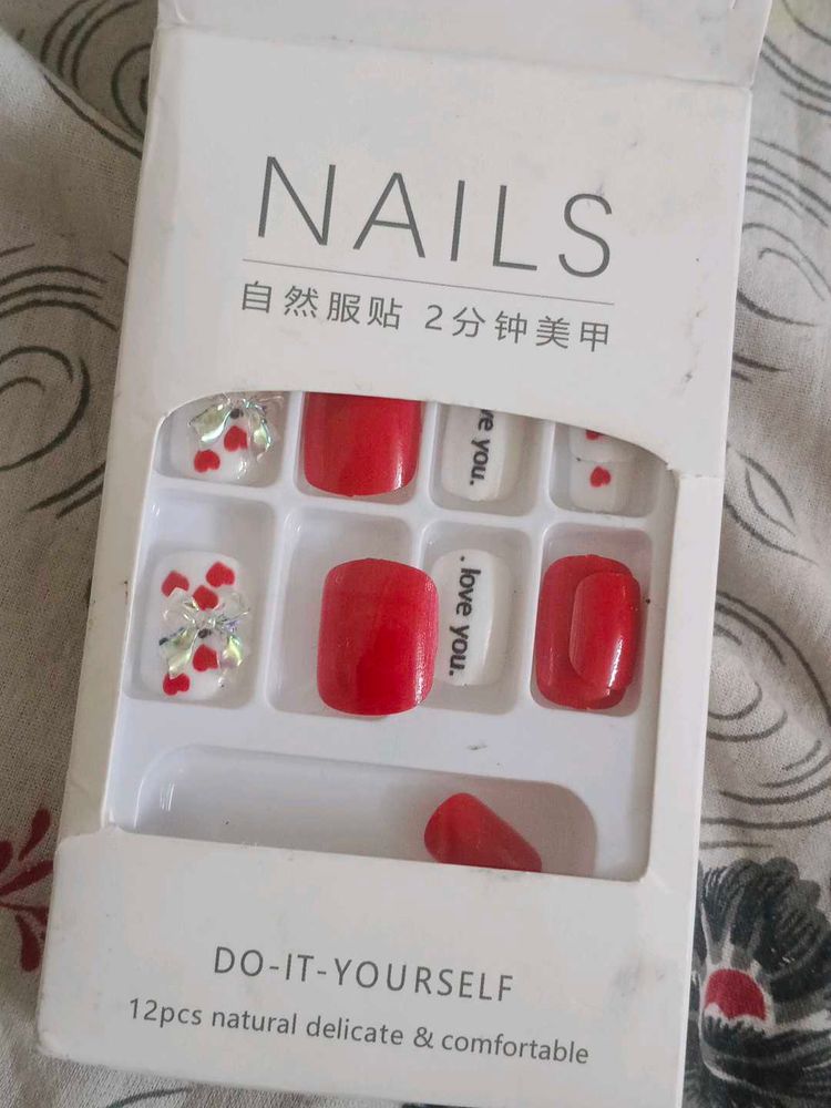 DIY Red &amp; Heart Press-On Nails