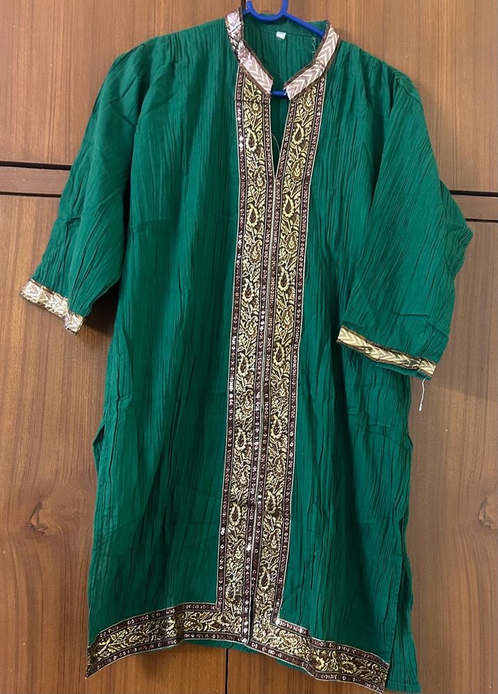 Elegant Green Embroidered Kurta