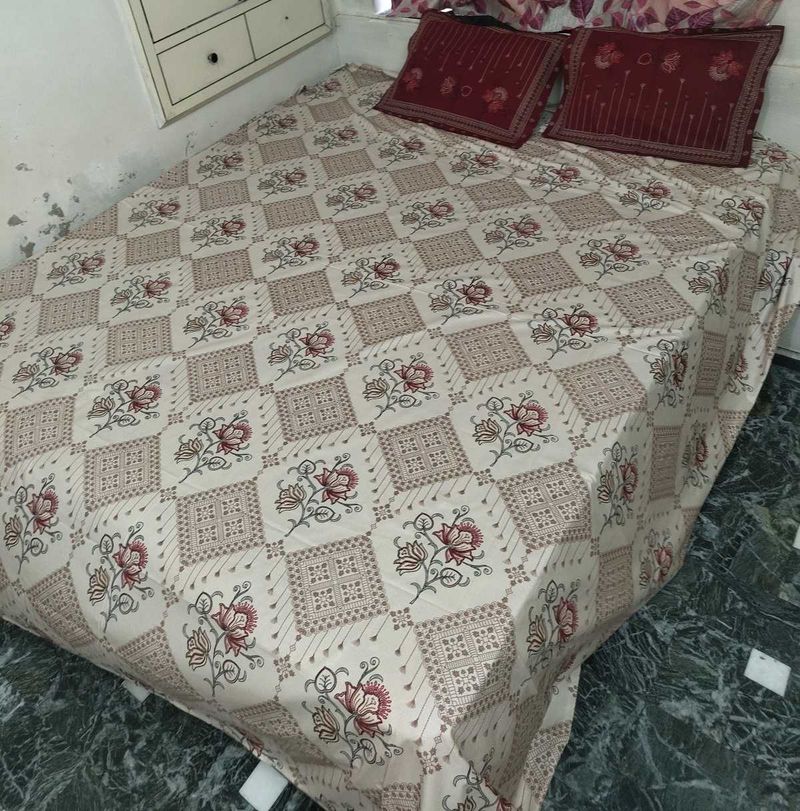 Double Bed Floral &amp; Geometric Print Bedding Set