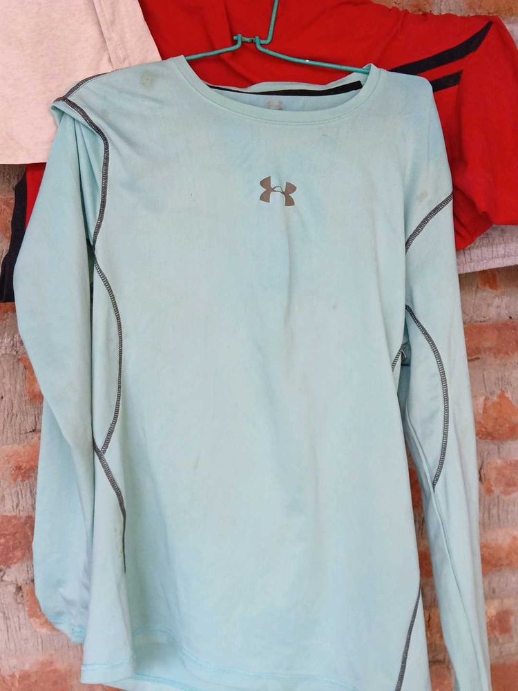 Under Armour Long Sleeve Top