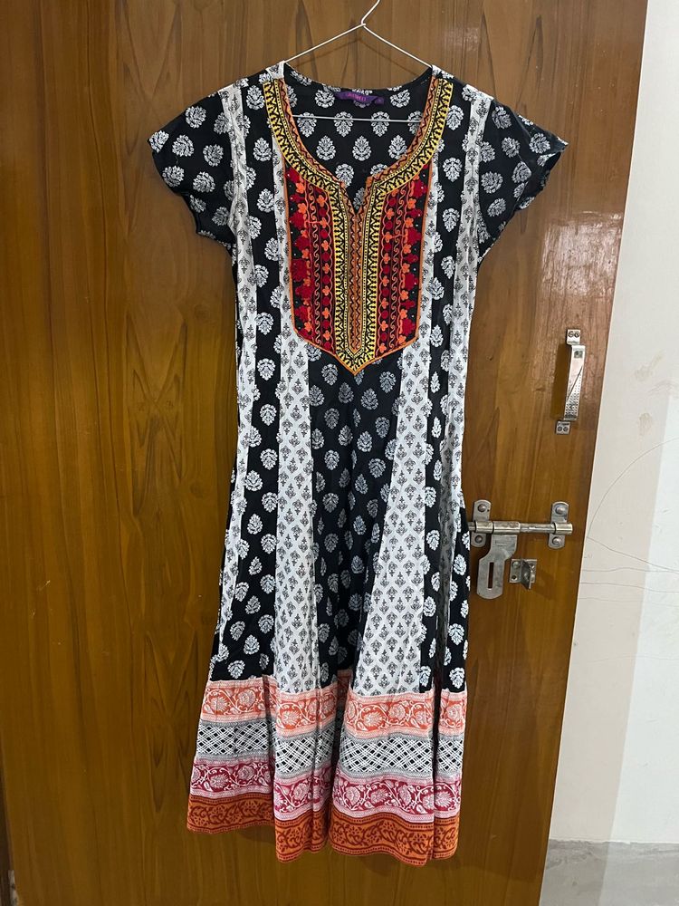Anarkali Kurti