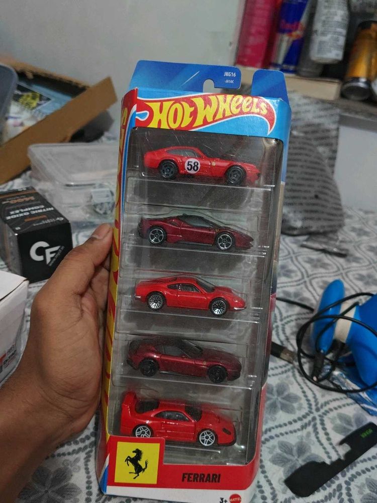 Hot Wheels Ferrari 5 Car Pack
