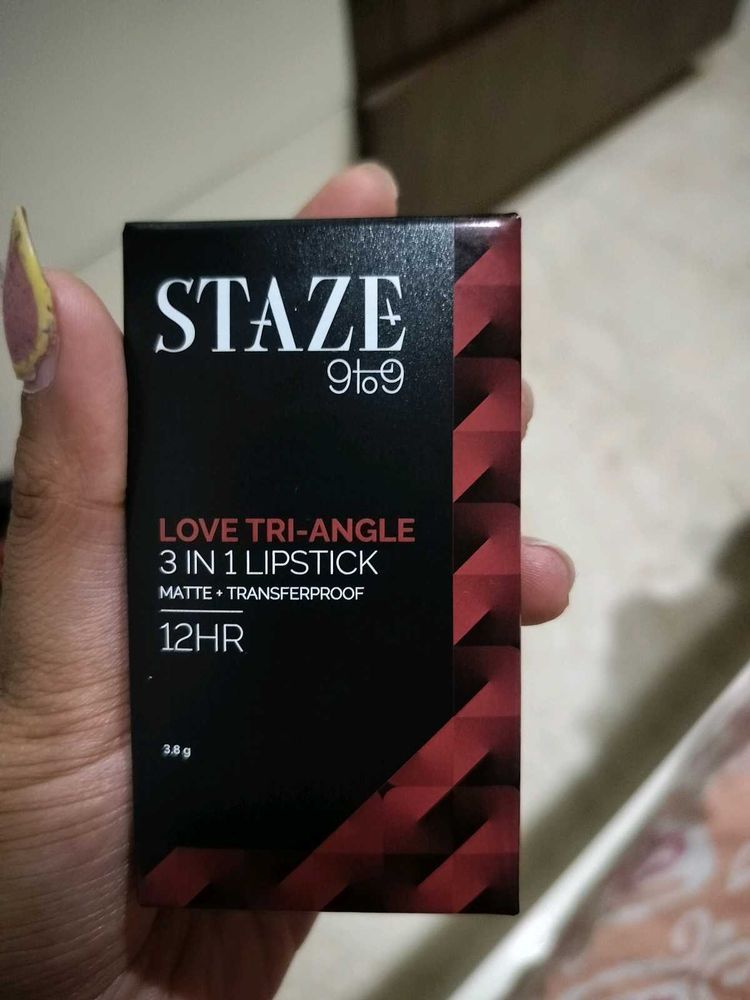 Staze Love Tri-Angle 3-in-1 Lipstick