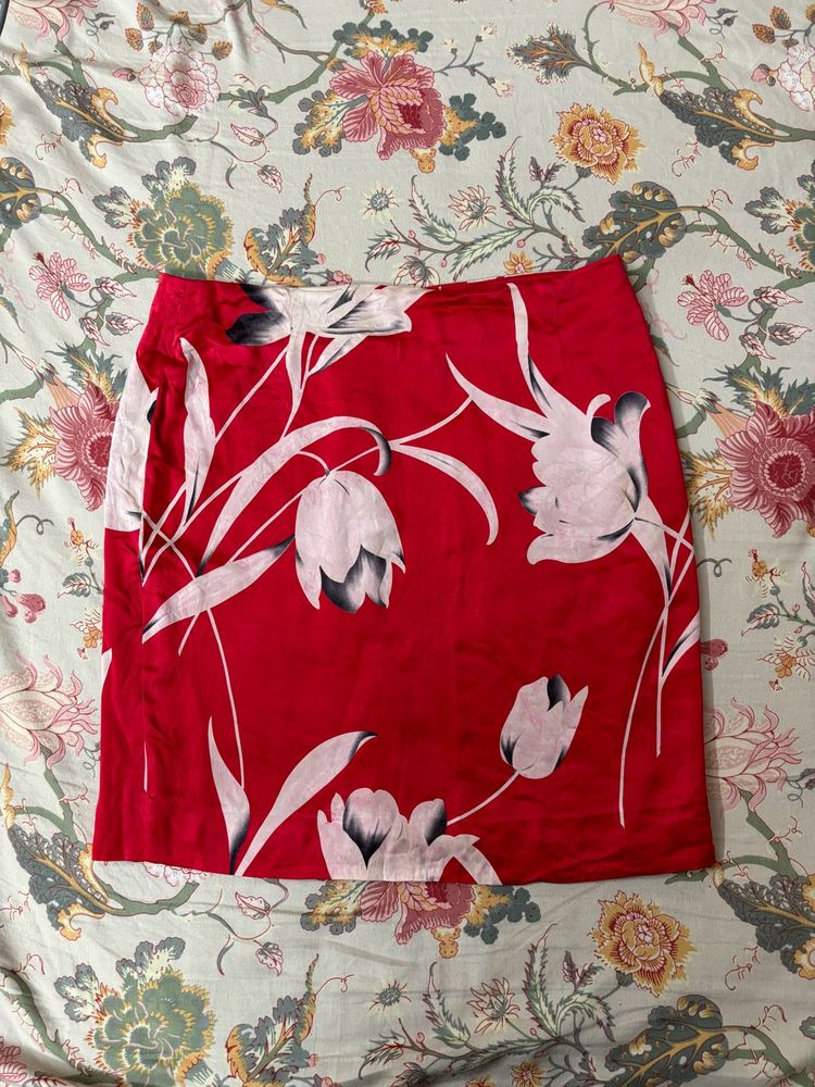 SALE ‼️𐙚 y2k chinese red floral miniskirt